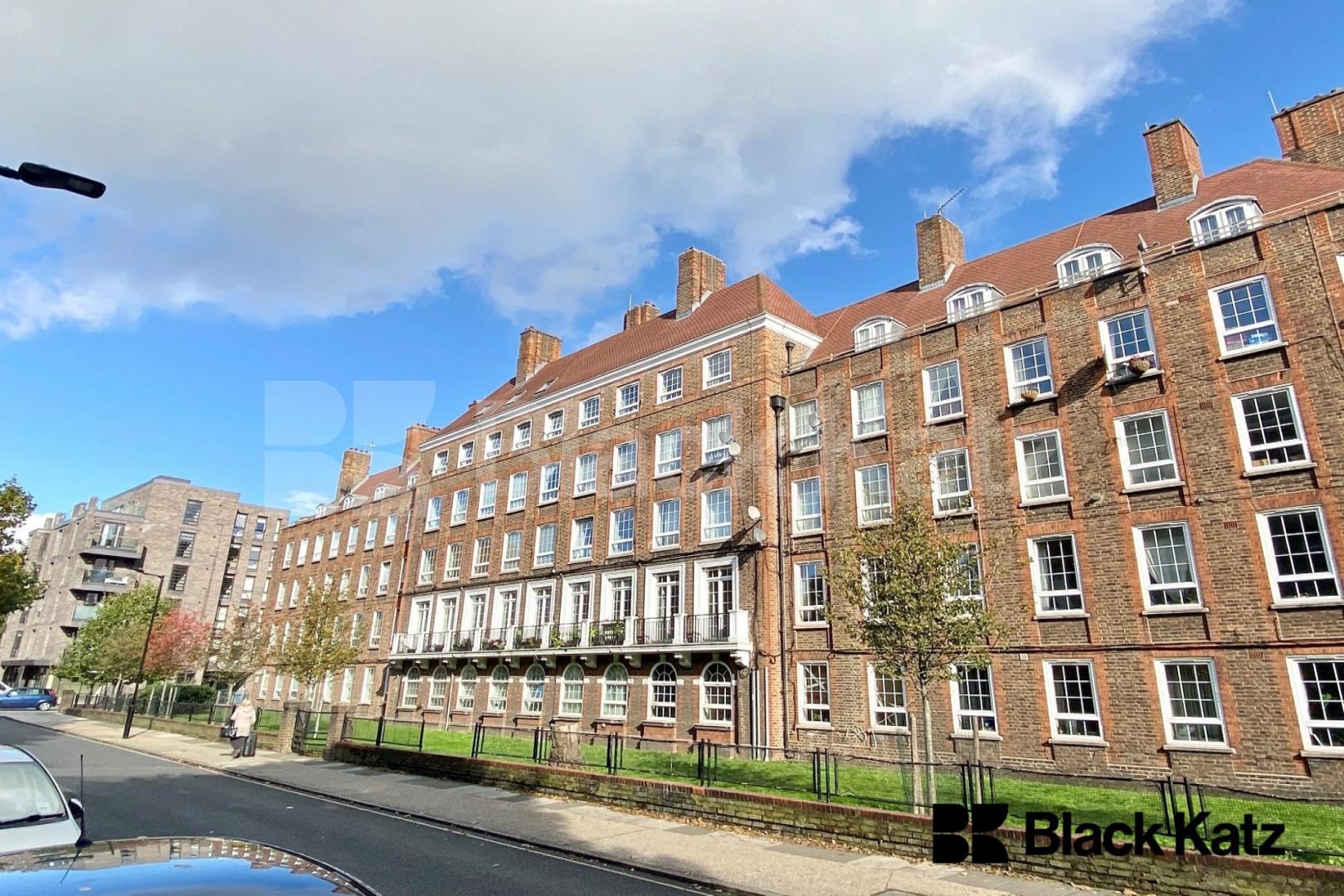 Superbly Located Two Double Bedroomed Apartment By Tabard Gardens Tabard street, London Bridge